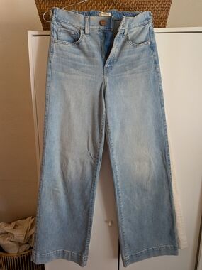 Upwest Wide Leg Women’s Jeans - Classic Casual